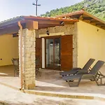 Su Moddissi, 250m From The Holiday home *